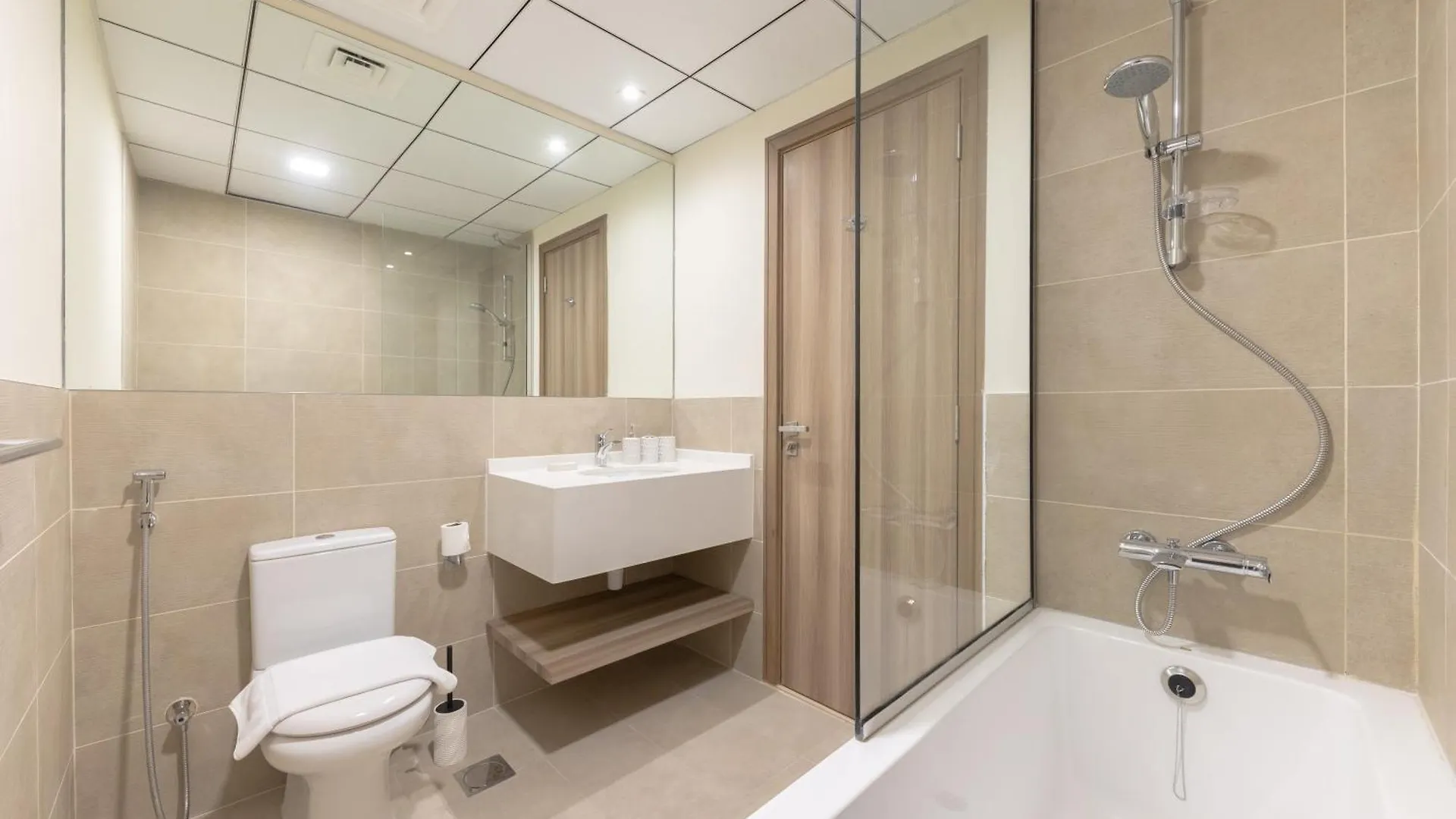 Canal View, Partial Burj Khalifa View, Brand New Dubai Apartment