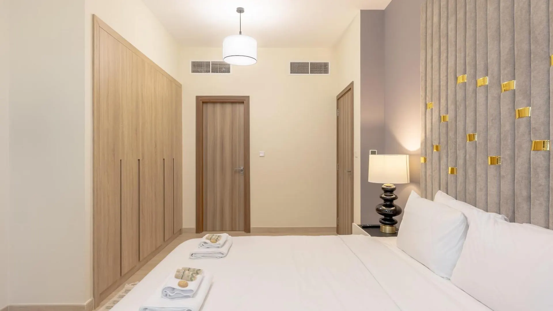 Canal View, Partial Burj Khalifa View, Brand New Dubai 0*,  United Arab Emirates